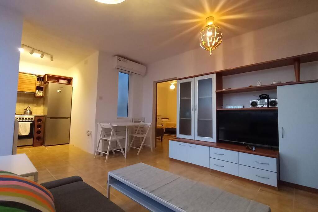 ויקטוריה Sunset Suite מראה חיצוני תמונה